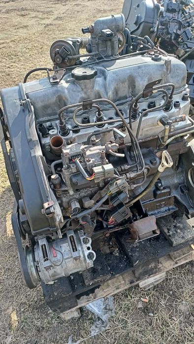 Двигун 4д56  4d56 Міцубісі Л200 Паджеро Спорт під електронну ТНВД