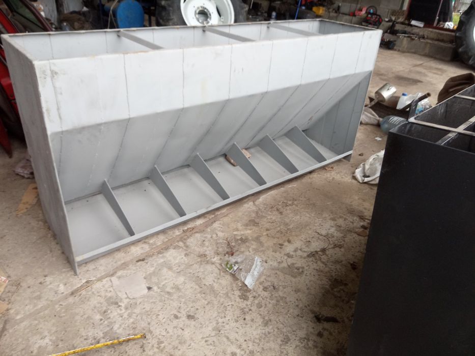 Кормушки для свиней