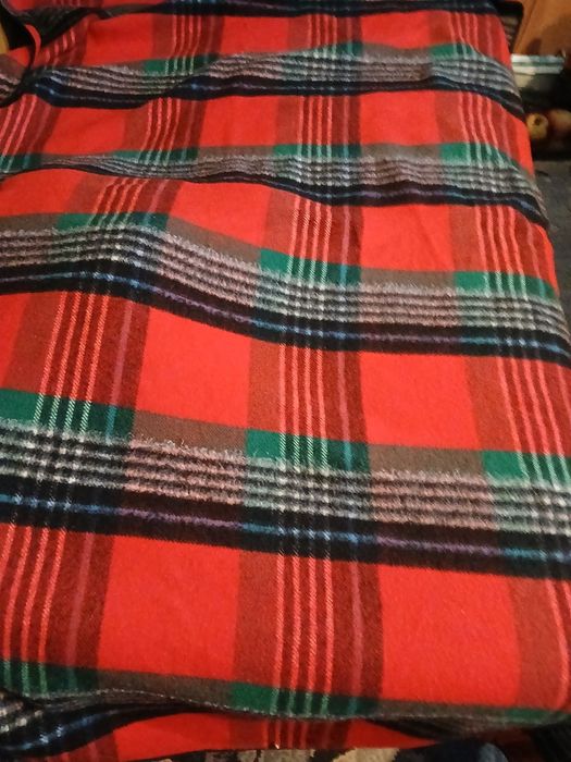 Koc wełniany 130/185 w kratę