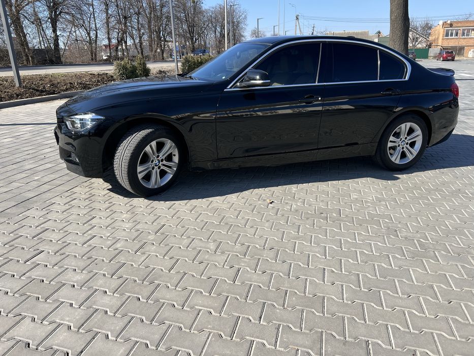 Bmw f30 330i 2017