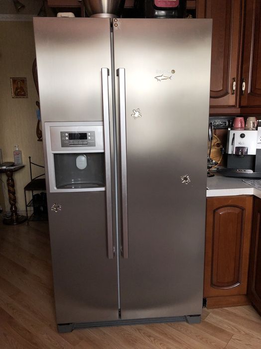 Продам холодильник