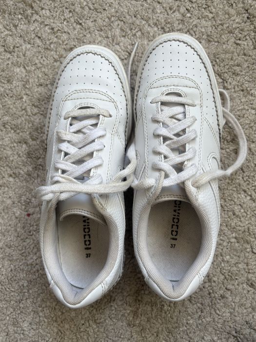 białe buty sneakersy hm