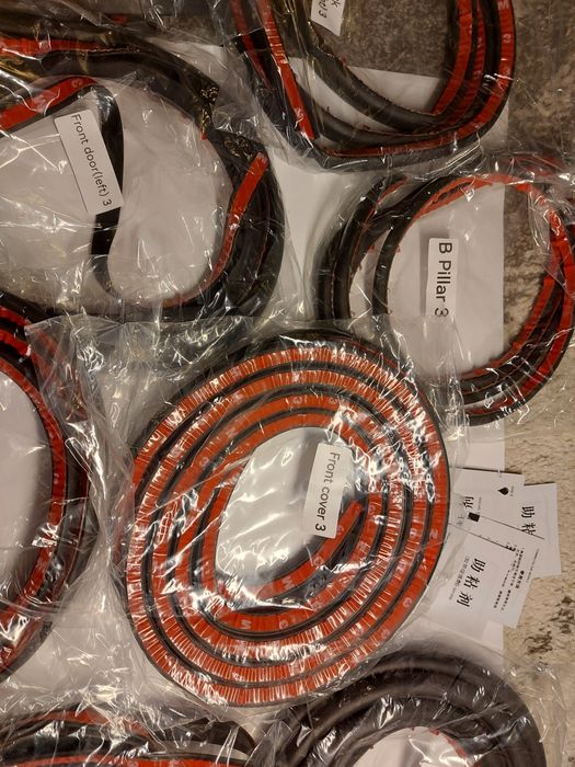 NOWY Uniwersalny Zestaw uszczelek samochodowych