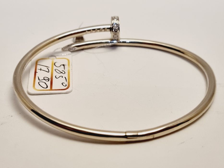 Золотой браслет с бриллиантами