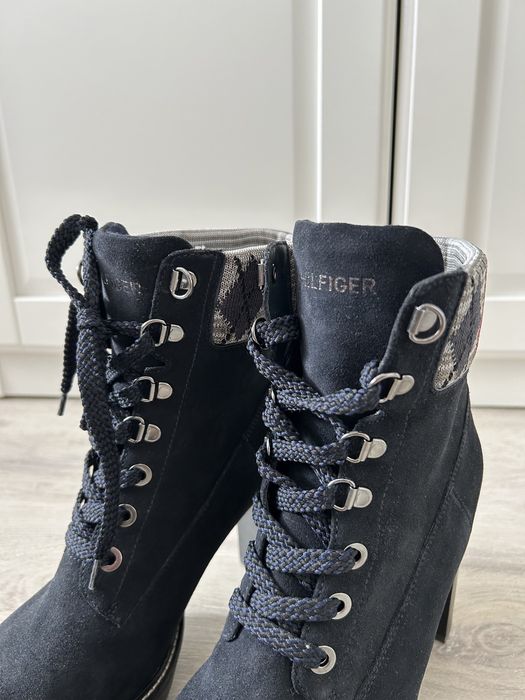 Granatowe botki Tommy Hilfiger