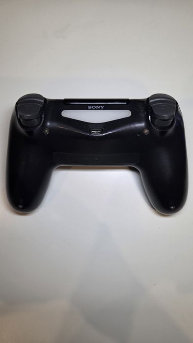 Comando ps4 preto