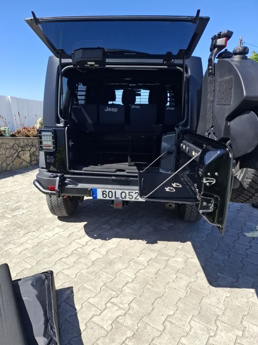 Jeep rubicon 2.8 crd  25 mil km como novo