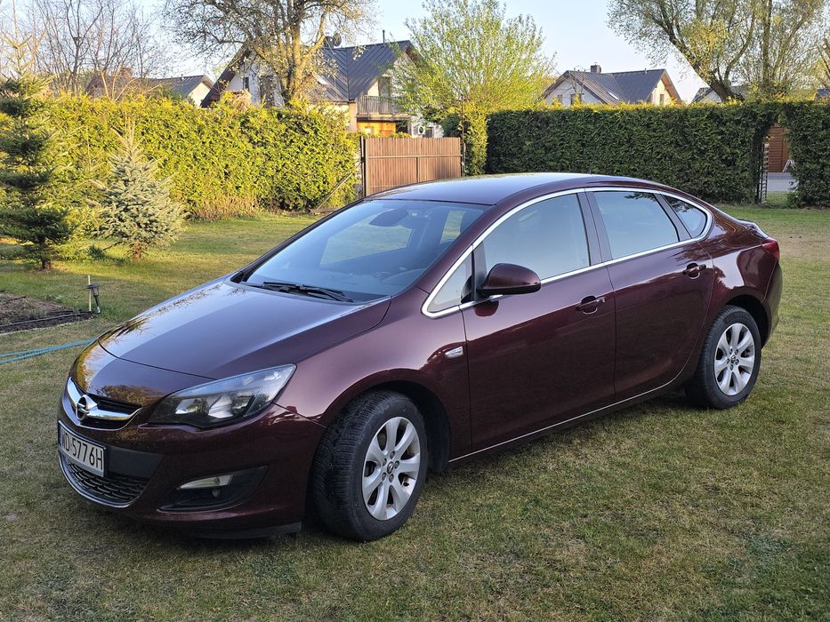 Opel astra 1.4t pierwszy własciciel lpg zadbany