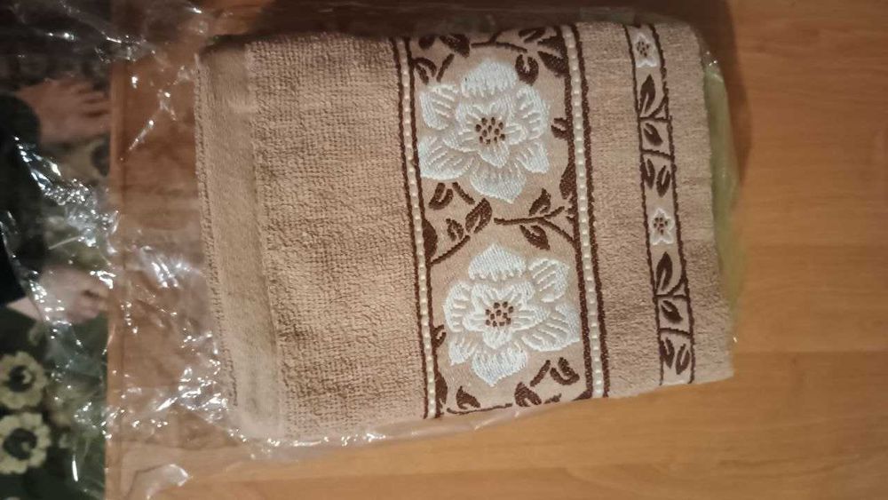 Набір рушників та рушники для лиця