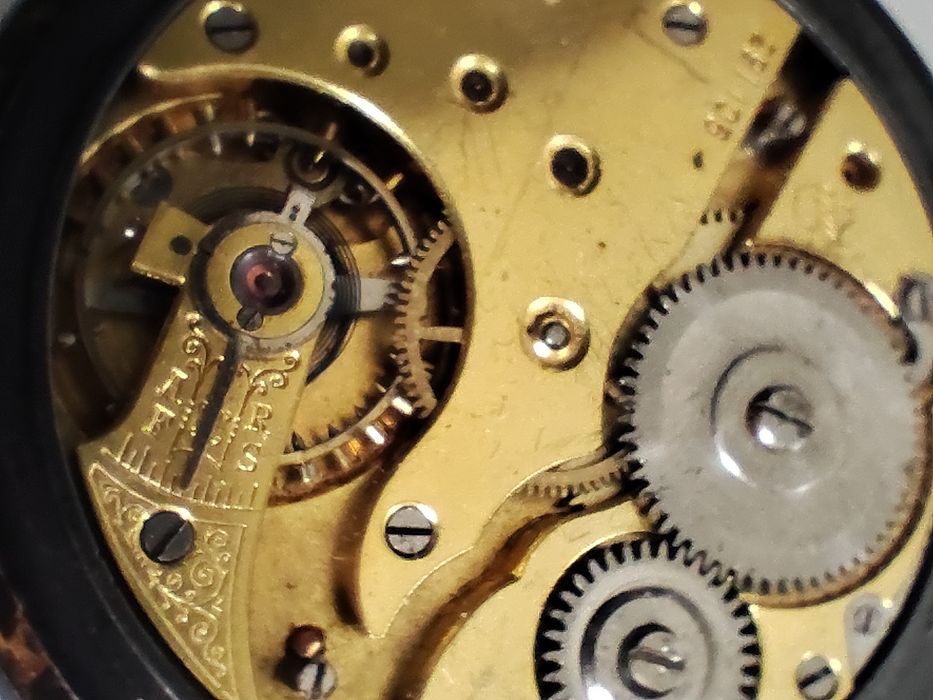 Henri Albert Leuba Mitad