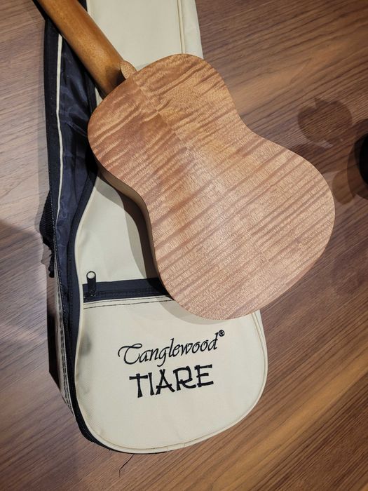 Ukelele Tanglewood