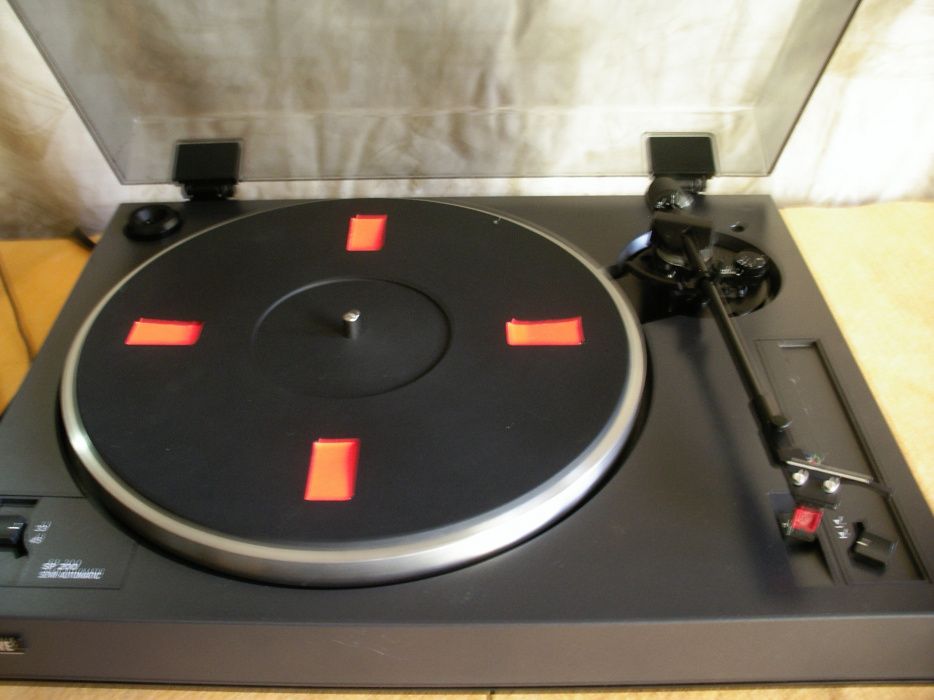 gira discos loewe opta sp 200