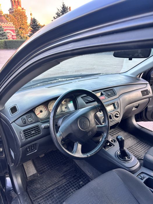 Mitsubishi Lanser 9