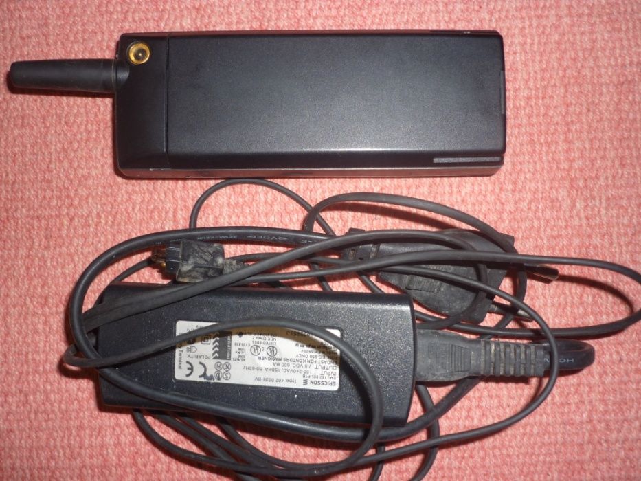 colunas de som Sony SRS-A60 e transformadores