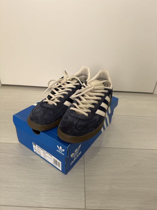 Кросівки дівчини Adidas Handball Spezial Navy Blue Gum (JH5440) — Жіночі / Оригінал