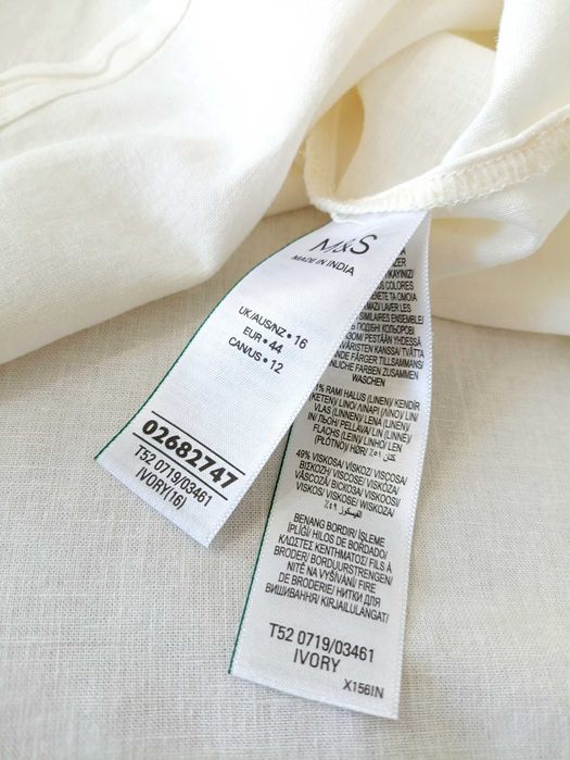 Блуза  з вишивкою M&S, розмір XXL