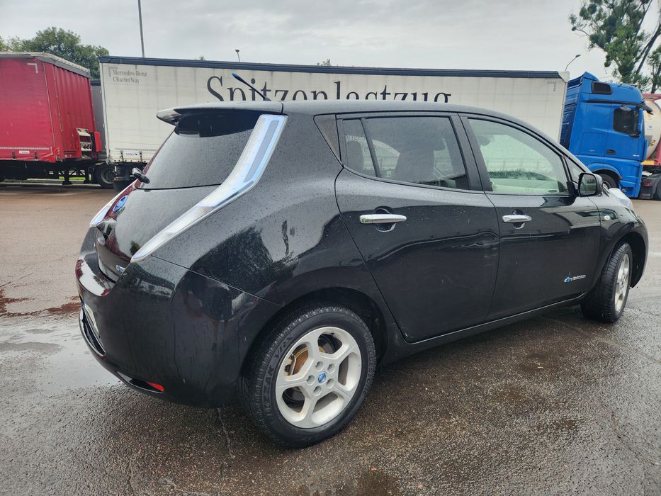 Оренда електроавто Ліф