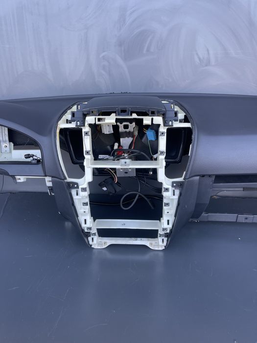 Торпеда Kia Sorento 1 Кіа соренто 02-09р передня панель