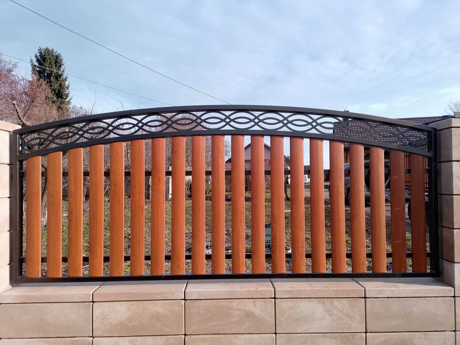 Ogrodzenia, balustrady, brama, furtka, płot.