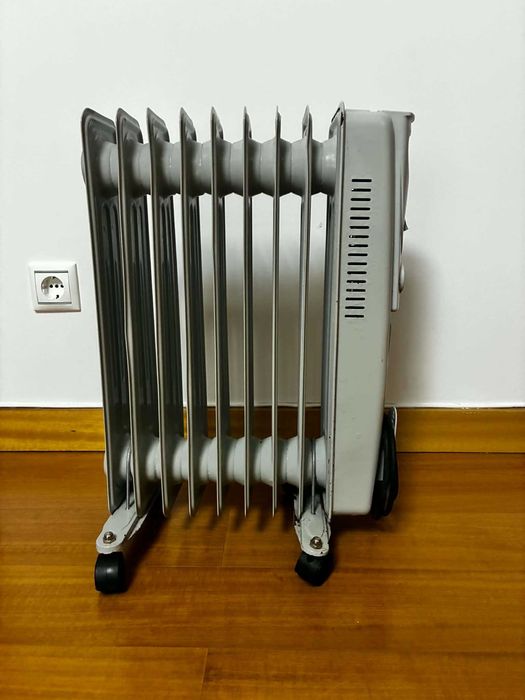 Radiador a óleo 9 elementos 2000W