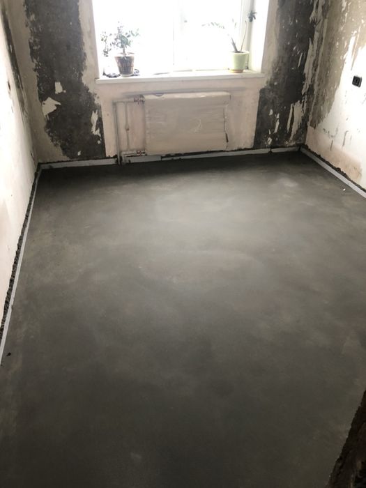 Полусухая стяжка пола, ремонтные работы, Putzmeister машинная стяжка