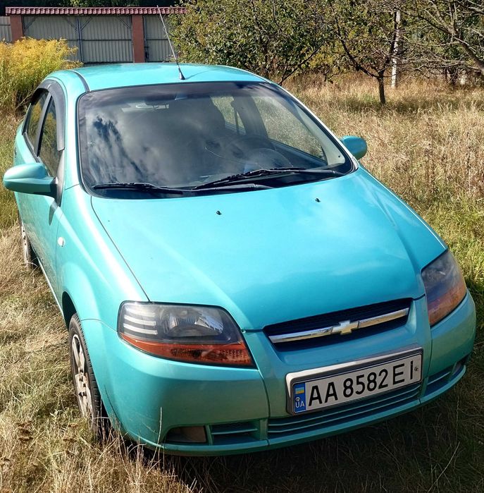 Chevrolet Aveo 2005 1.5 бензин механика