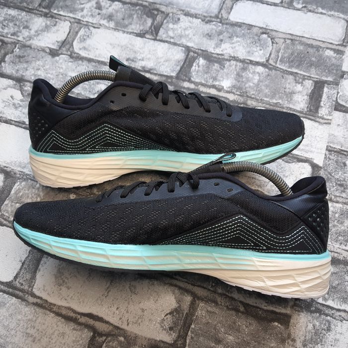 Кросівки Adidas SL20 44р. 28см. ідеал trainer zx nike gel спортивні