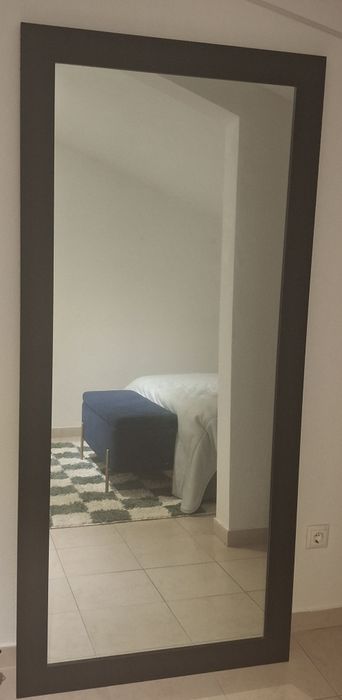Espelho grande preto