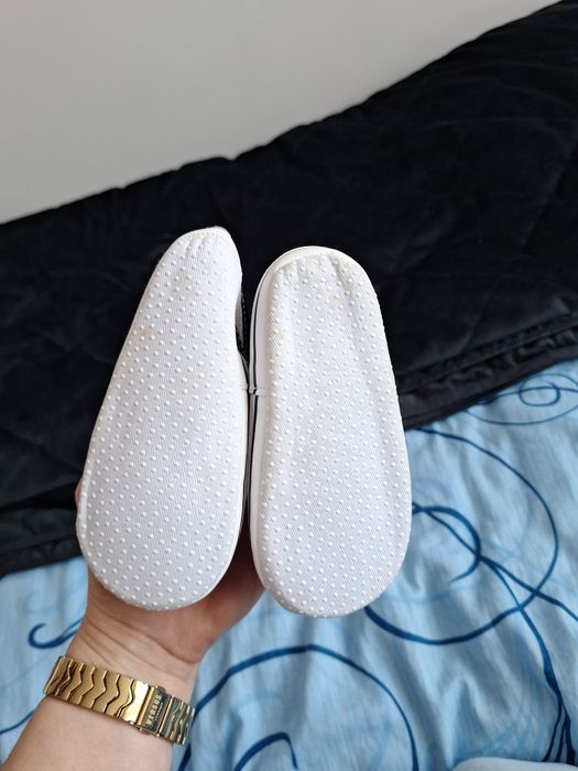 Buciki niechodki r.20 Miki