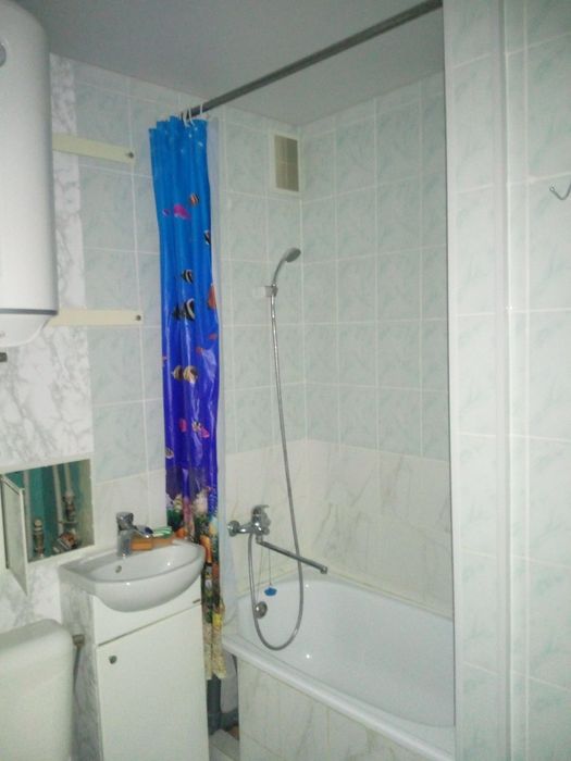 Здам  1 кімнатну на довгостроково