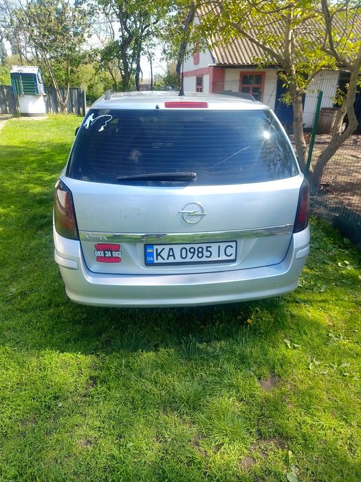 Продам Opel astra h 1.6