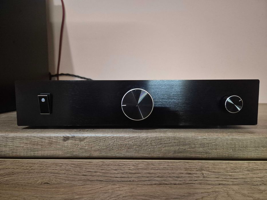 Усилитель підсилювач Sugden Optima 140 клон