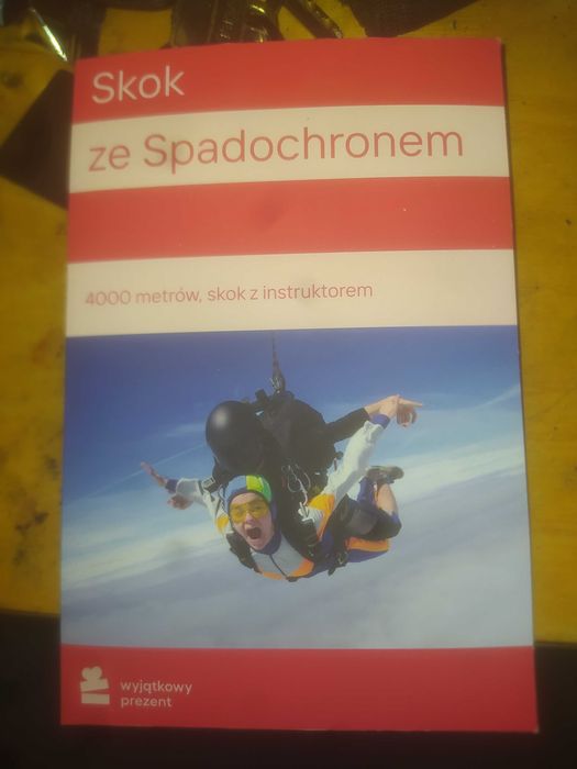Skok na spadochronem