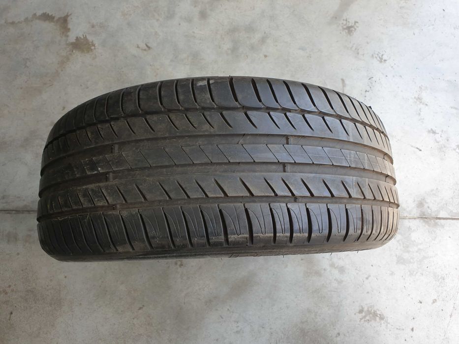 1szt. 235/55/17 99W Michelin Primacy HP 5,5mm 2016r [ 6858 ]