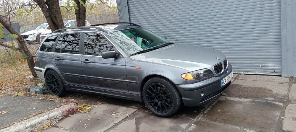 Продам БМВ Е46  2001г