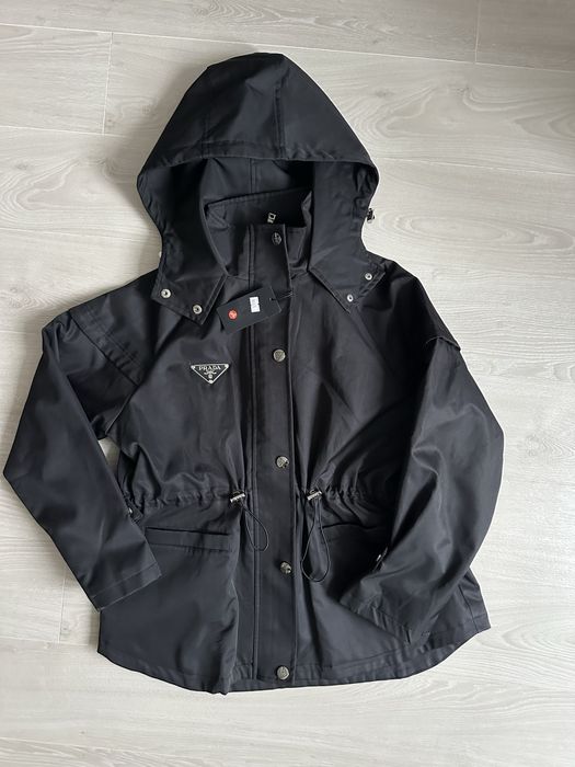Куртка Prada нова, 3000 грн