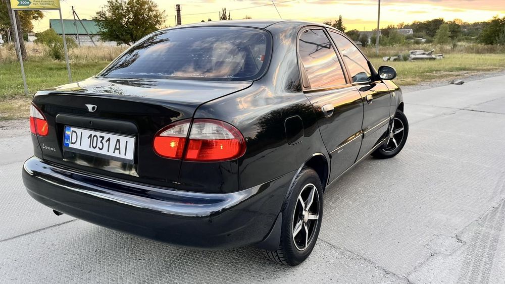 Автомобиль Daewoo lanos 1,5 газ 4-го покоління