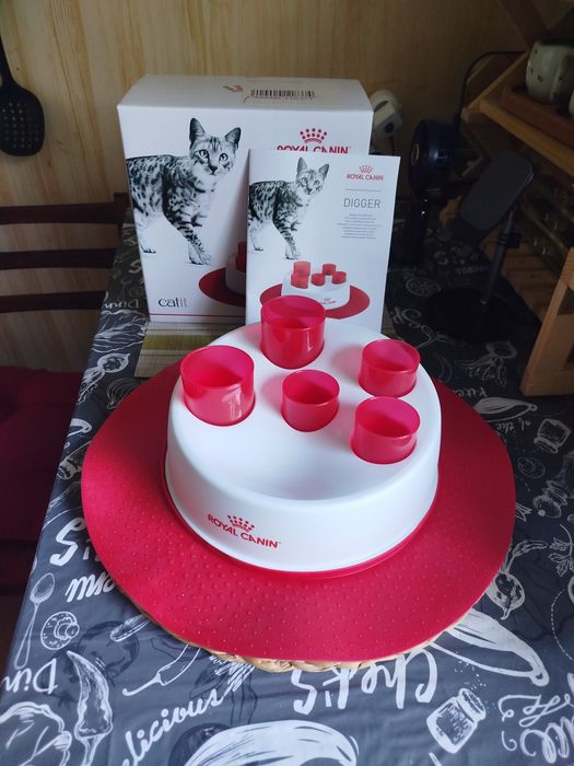 Інтерактивна годівниця Royal Canin