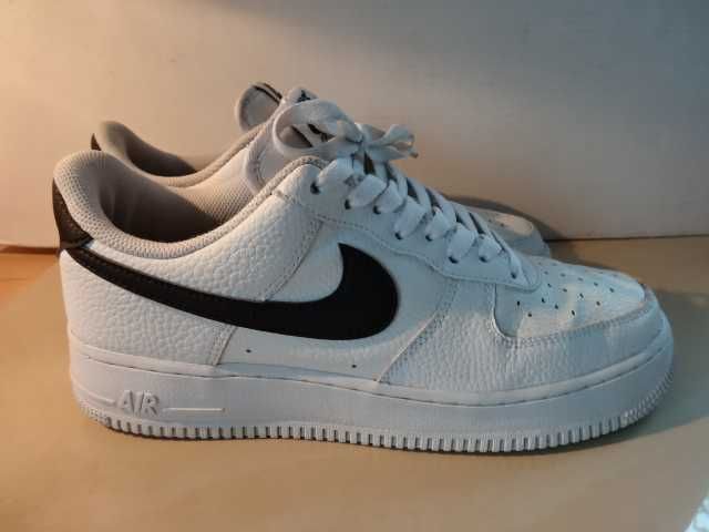 Buty NIKE AIR FORCE 1 '07 roz 42,5 SKÓRA Sportowe Adidasy