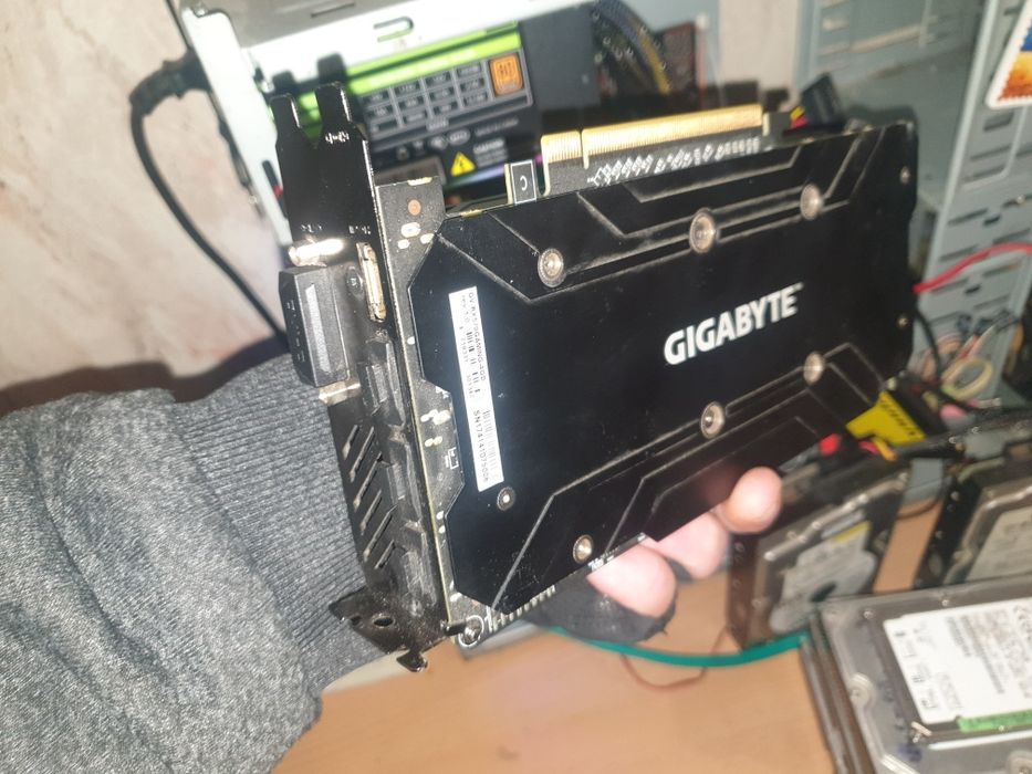 Терміново!!! Radeon™ RX 570 GAMING 4G rev. 2.0