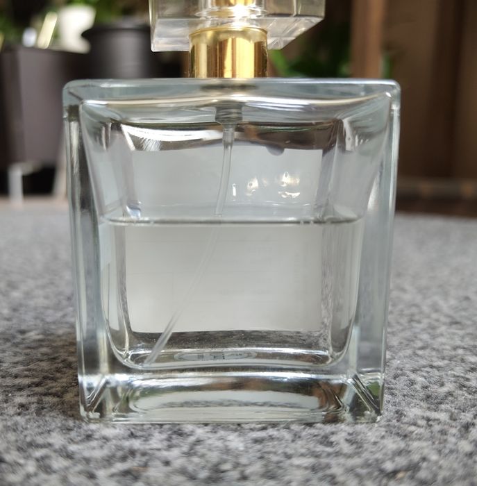 Perfumy made in lab nr 12