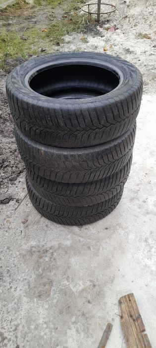 Продам старі покришки.