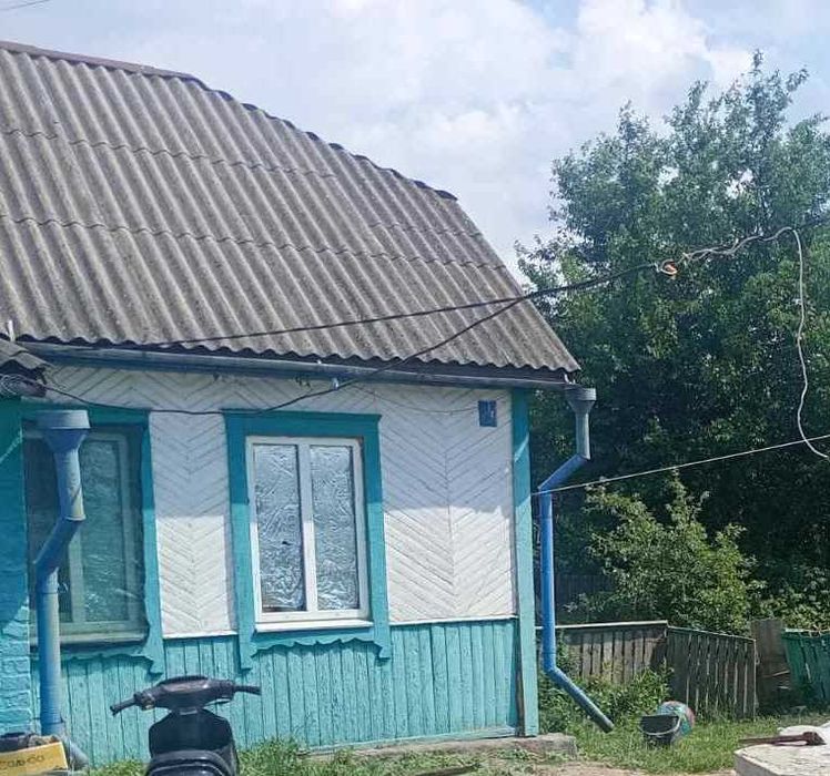 Терміново продам будинок в Фастівському райому.