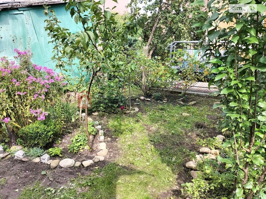 Продається будинок з ділянкою для відпочинку