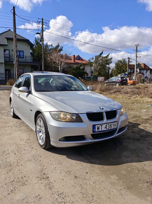 BMW E90 320i sprzedam