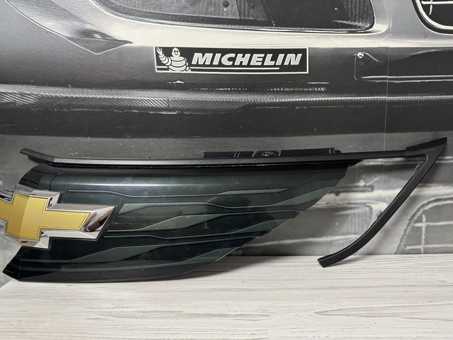 Решітка радіатора значок chevrolet bolt chevrolet разом або окремо