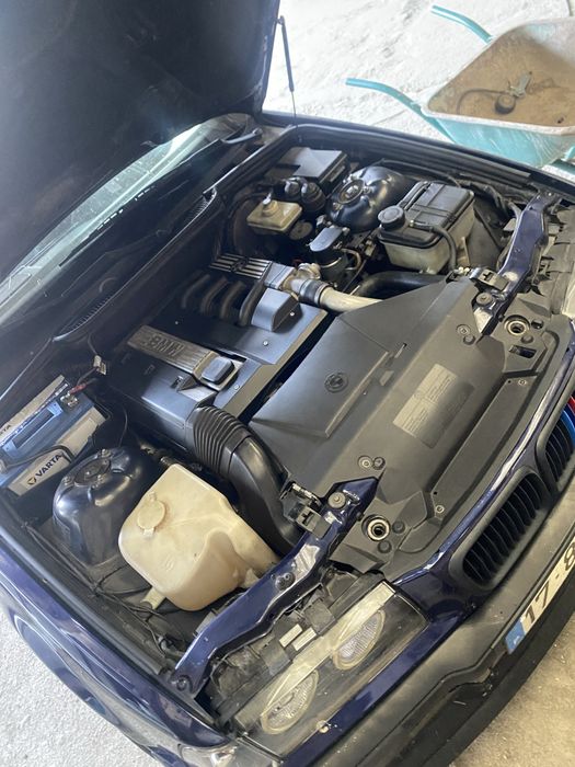 BMW 318TDS Compact — photo 4