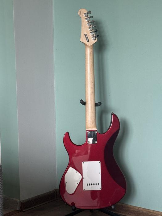 Yamaha Pacifica 112v + Boss Katana 50 mk2 + dodatki