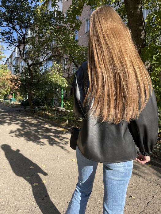 Шкіряна рубашка на осінь