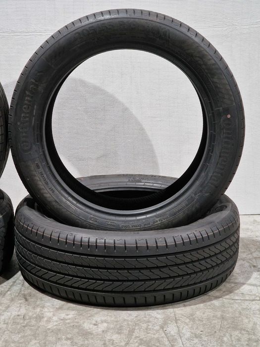 [Como Novos] 4 Pneus 205/55R19 CONTINENTAL (EV)